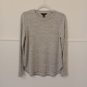 Banana Republic top, soft, gray and white